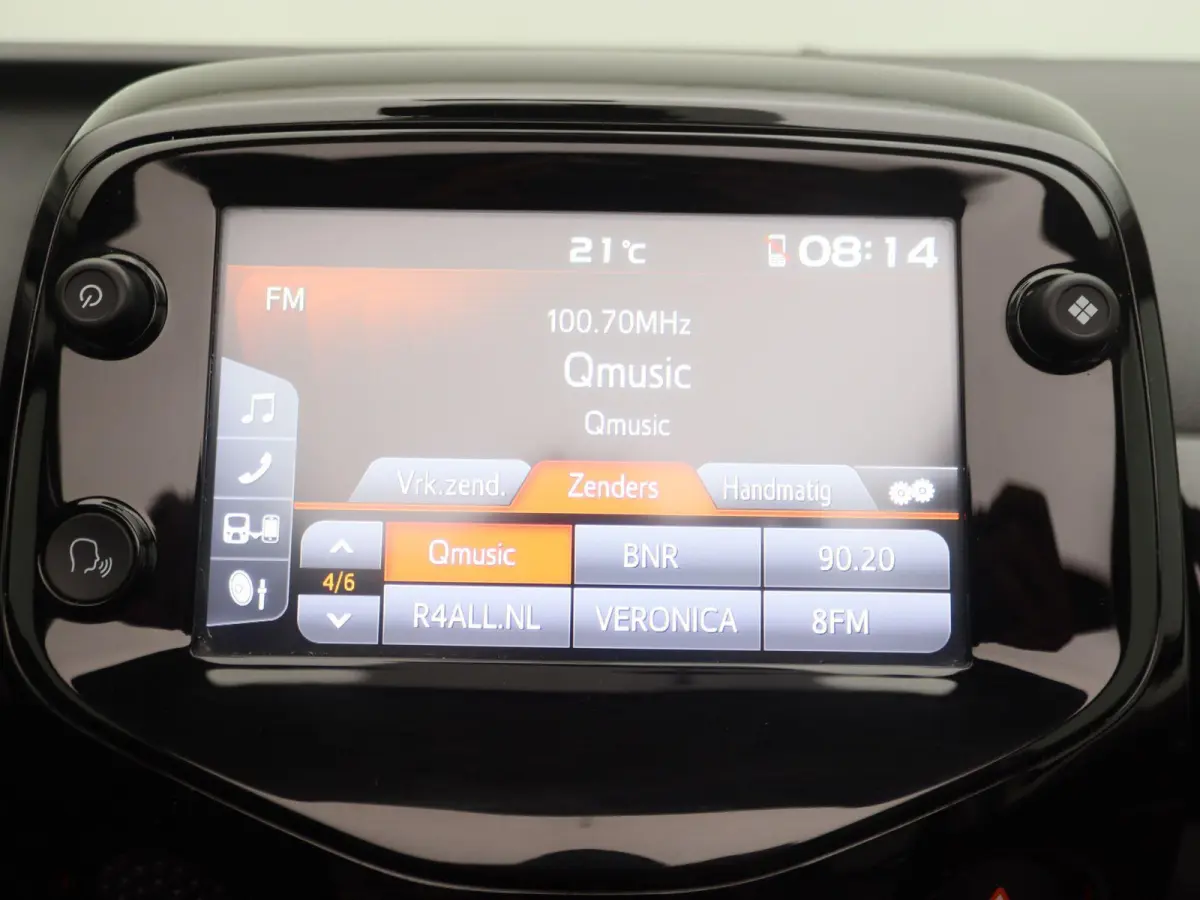 1.0 VVT-i x-otic | Airco | Apple Carplay/Android Auto | Camera | Cabrio!