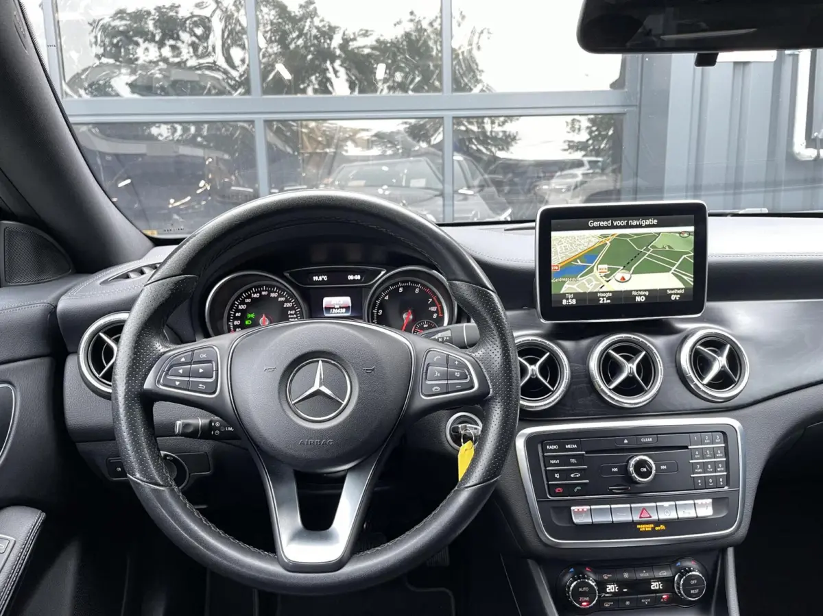 250 CARPLAY|CAMERA|TREKHAAK|NAPPA-LEER|NAVIGATIE|CRUISE CONTROL|STOELVERWARMING