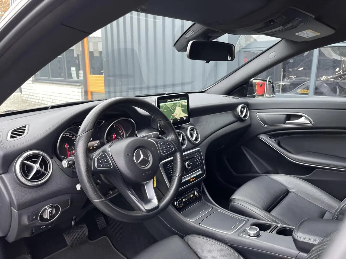 250 CARPLAY|CAMERA|TREKHAAK|NAPPA-LEER|NAVIGATIE|CRUISE CONTROL|STOELVERWARMING
