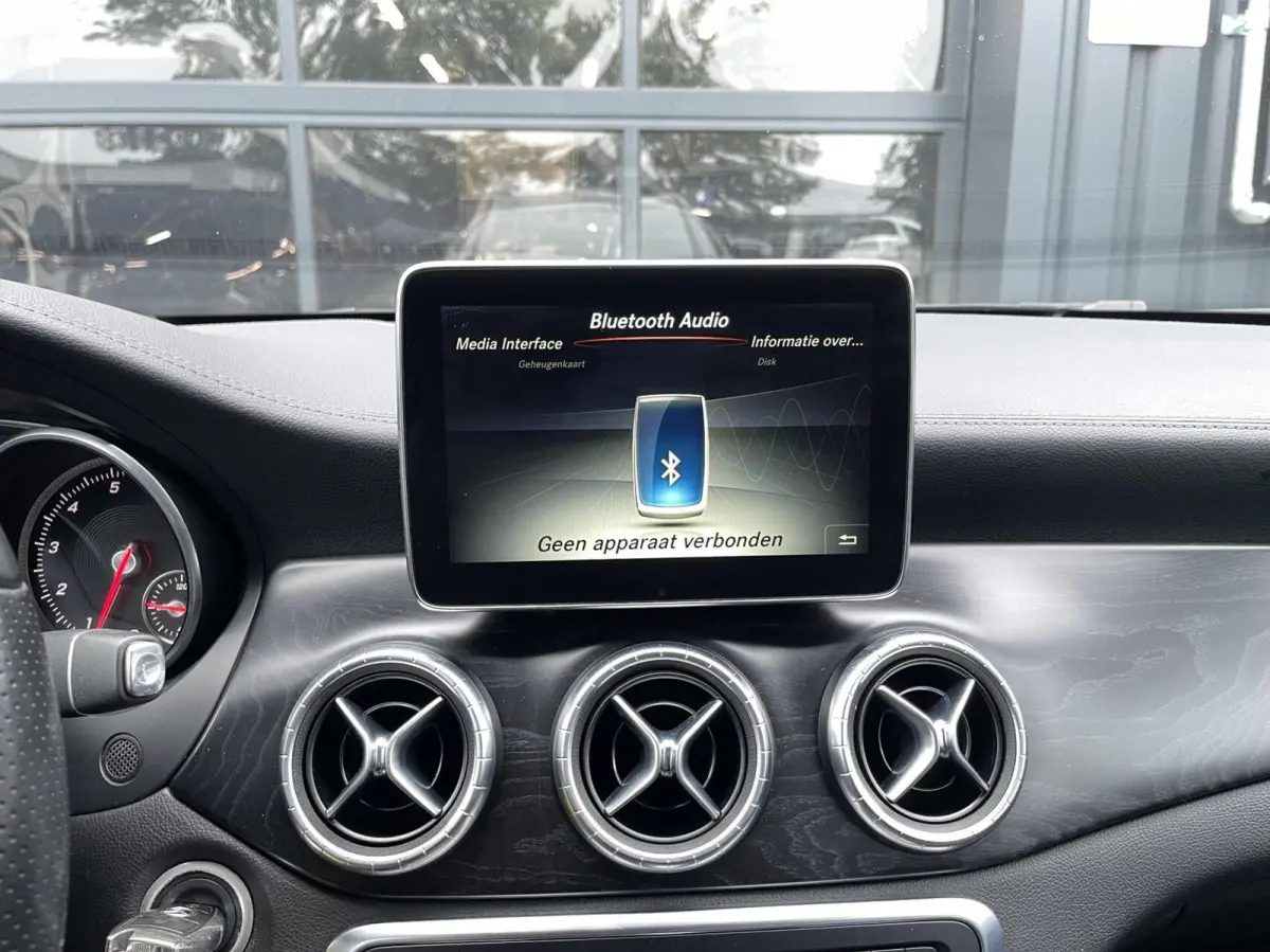 250 CARPLAY|CAMERA|TREKHAAK|NAPPA-LEER|NAVIGATIE|CRUISE CONTROL|STOELVERWARMING