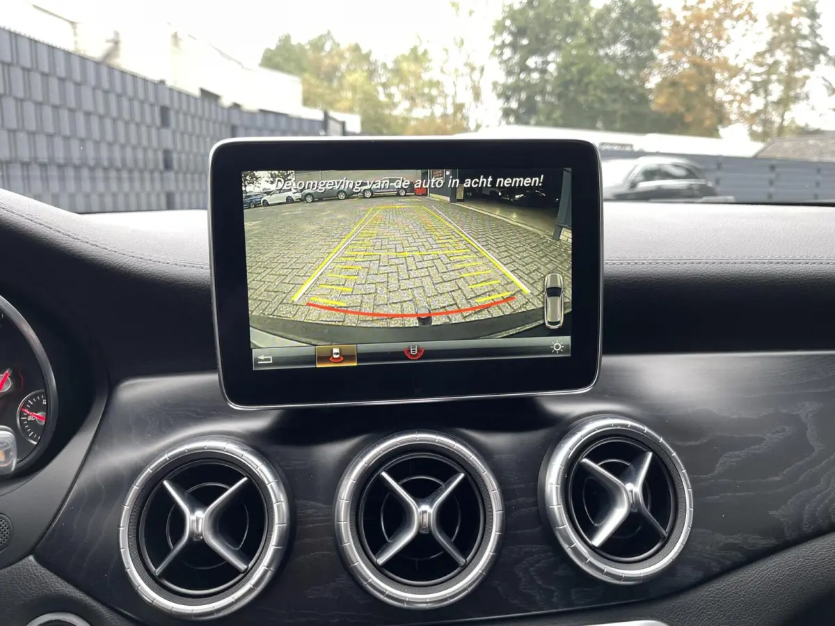 250 CARPLAY|CAMERA|TREKHAAK|NAPPA-LEER|NAVIGATIE|CRUISE CONTROL|STOELVERWARMING