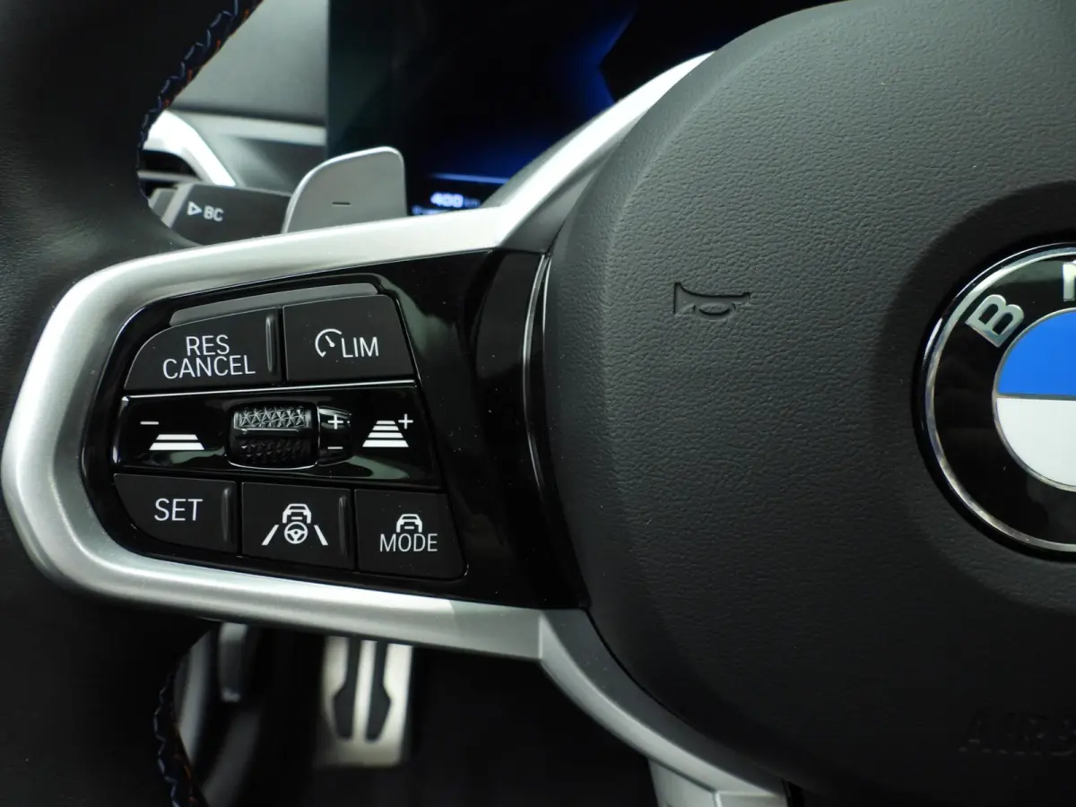 M340i xDrive | M-Sportpakket | LED | HUD | Active cruise | Panoramadak | Elektr. zetels | DAB | Harman-kardon sound | Alu 19 inch