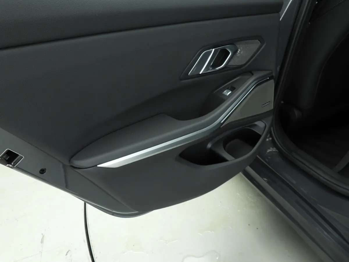 M340i xDrive | M-Sportpakket | LED | HUD | Active cruise | Panoramadak | Elektr. zetels | DAB | Harman-kardon sound | Alu 19 inch