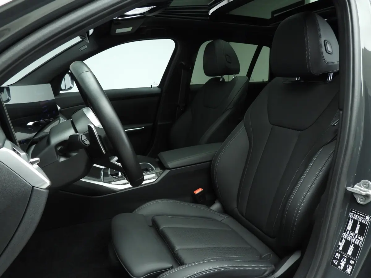 M340i xDrive | M-Sportpakket | LED | HUD | Active cruise | Panoramadak | Elektr. zetels | DAB | Harman-kardon sound | Alu 19 inch