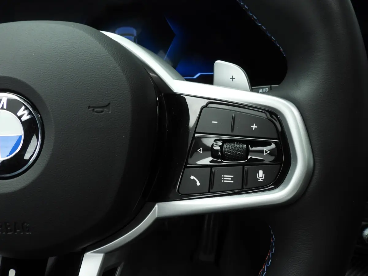 M340i xDrive | M-Sportpakket | LED | HUD | Active cruise | Panoramadak | Elektr. zetels | DAB | Harman-kardon sound | Alu 19 inch