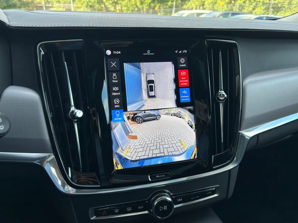 2.0 T8 Plug-in hybrid AWD Ultra Dark | Luchtvering | SoH 98% | Heico V-max | Polestar Optimisation | Trekhaak | HUD |