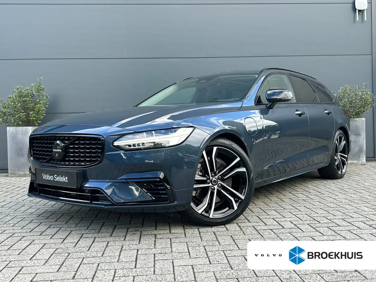 2.0 T8 Plug-in hybrid AWD Ultra Dark | Luchtvering | Heico V-max | Polestar Optimisation | SoH 98% | Trekhaak | HUD |