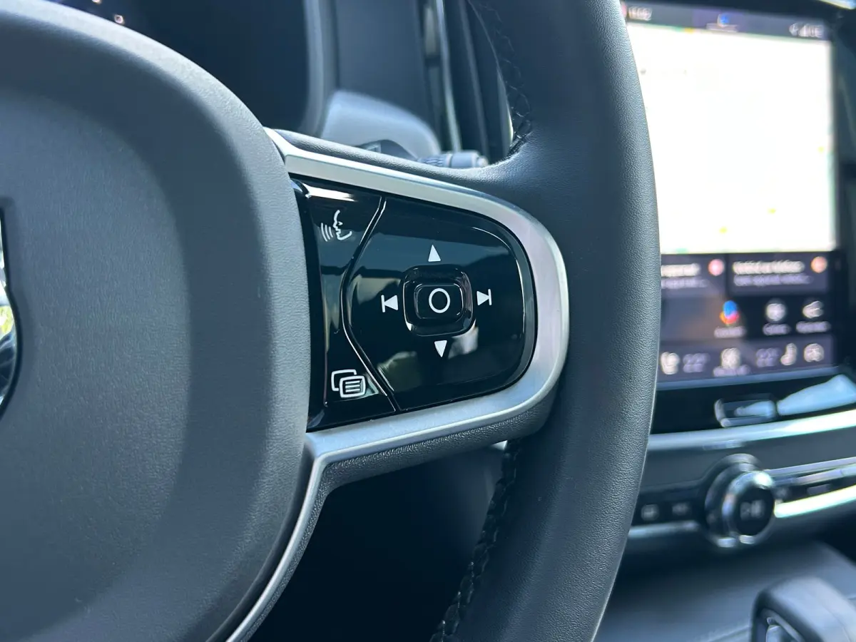 2.0 T8 Plug-in hybrid AWD Ultra Dark | Luchtvering | SoH 98% | Heico V-max | Polestar Optimisation | Trekhaak | HUD |