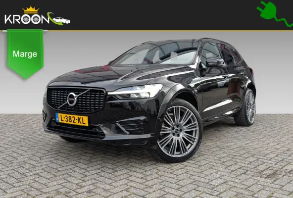 2.0 Recharge T6 AWD R-Design Black Trekhaak Panorama