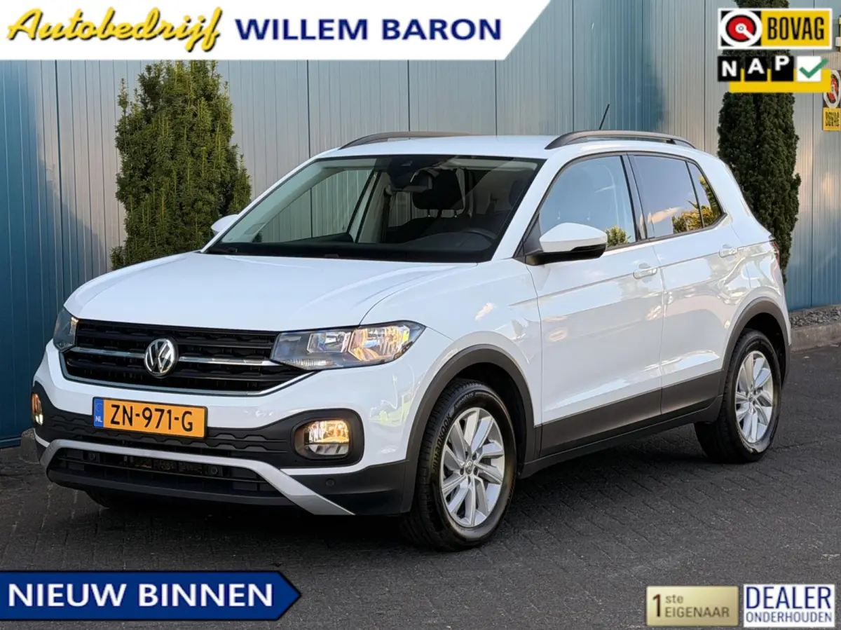 1.0 TSI Life CARPLAY | ADAPT.CRUISE | NAV | PDC | DAB | LMV | 1'EIG