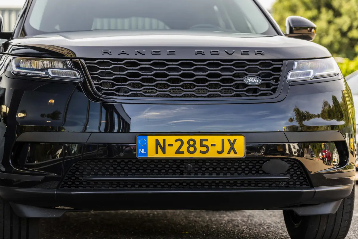 2.0 P250 Turbo AWD SE