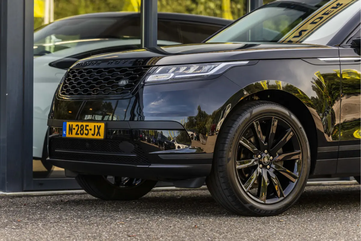 2.0 P250 Turbo AWD SE