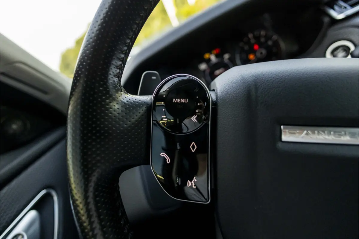 2.0 P250 Turbo AWD SE
