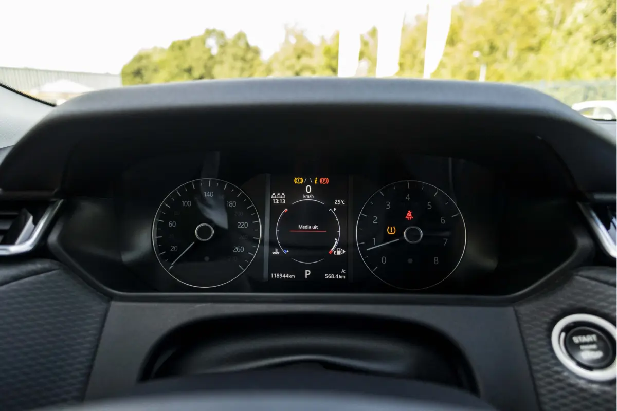 2.0 P250 Turbo AWD SE