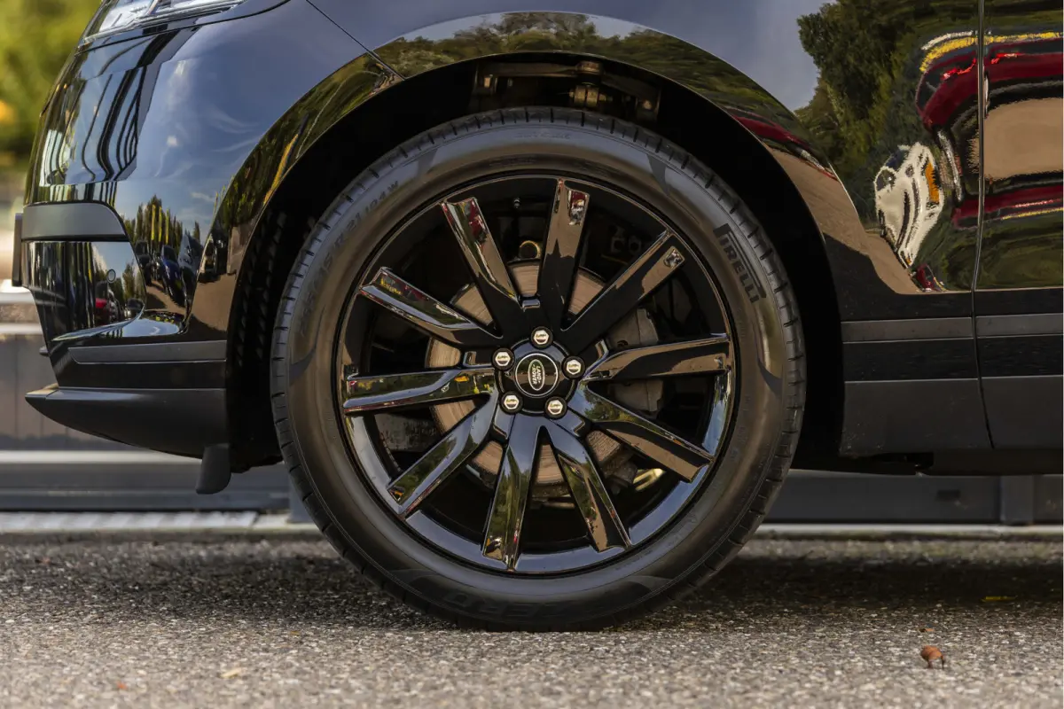 2.0 P250 Turbo AWD SE