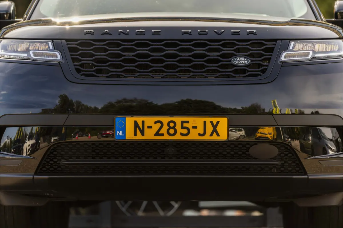2.0 P250 Turbo AWD SE