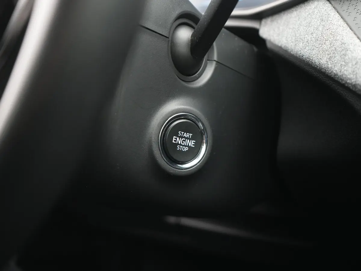 1.0 TSI Selection | Automaat | Trekhaak | Virtual Cockpit met 10" kleurenscherm |  Climatronic | Rijstrooksensor met correctie | 12 Maanden BOVAG Garantie |