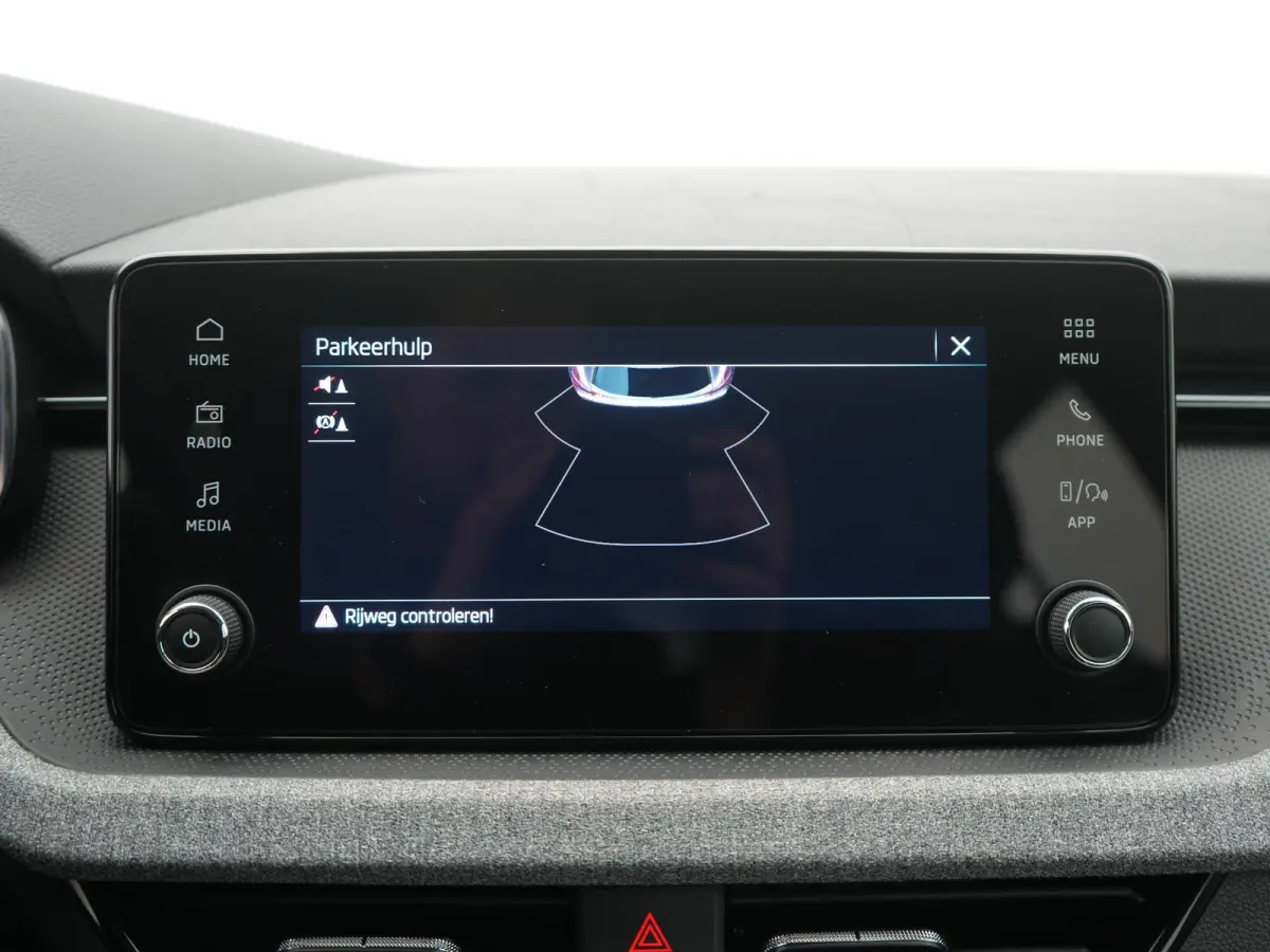 1.0 TSI Selection | Automaat | Trekhaak | Virtual Cockpit met 10" kleurenscherm |  Climatronic | Rijstrooksensor met correctie | 12 Maanden BOVAG Garantie |