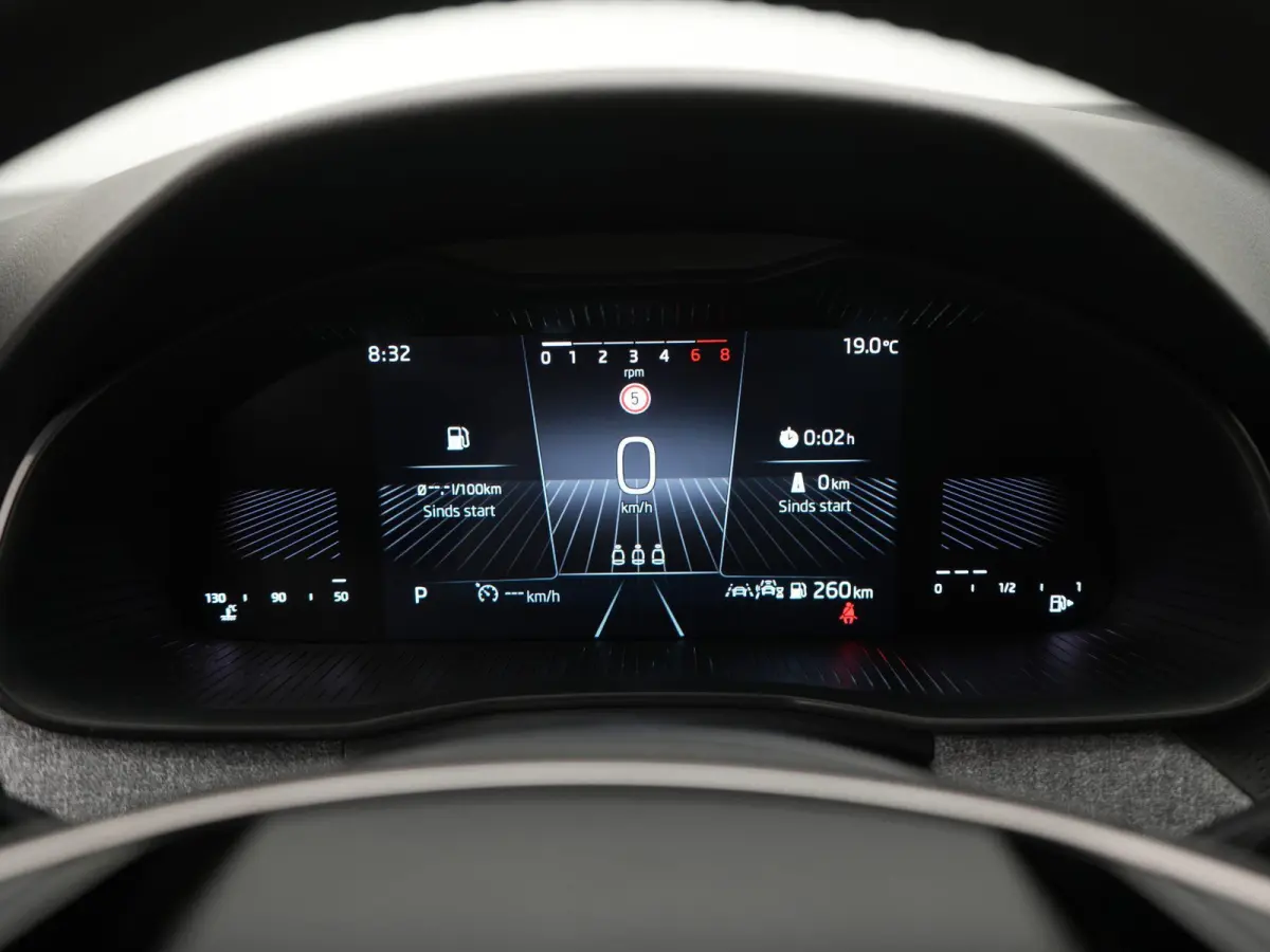 1.0 TSI Selection | Automaat | Trekhaak | Virtual Cockpit met 10" kleurenscherm |  Climatronic | Rijstrooksensor met correctie | 12 Maanden BOVAG Garantie |