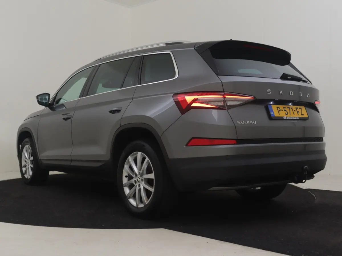 1.5 TSI Business Edition 150PK | Trekhaak uitklapbaar | Achteruitrijcamera | Navi | App connect | Parkeersensoren | DAB | LED | 18"LMV