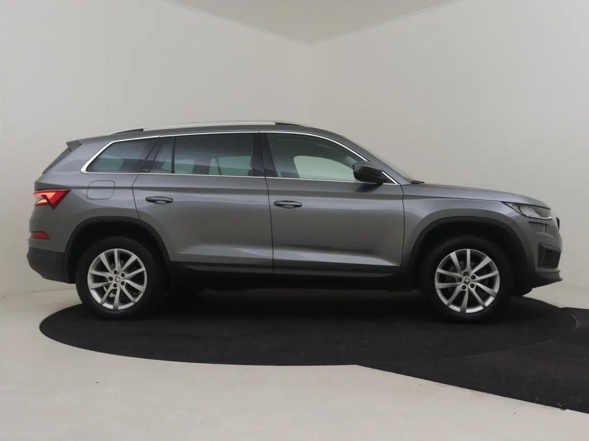 1.5 TSI Business Edition 150PK | Trekhaak uitklapbaar | Achteruitrijcamera | Navi | App connect | Parkeersensoren | DAB | LED | 18"LMV