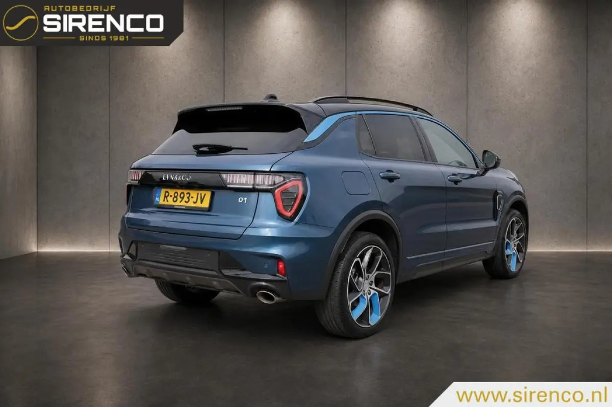 1.5| plug-in | 360 camera met 3d view | panoramadak | phev | stoelverwarming |