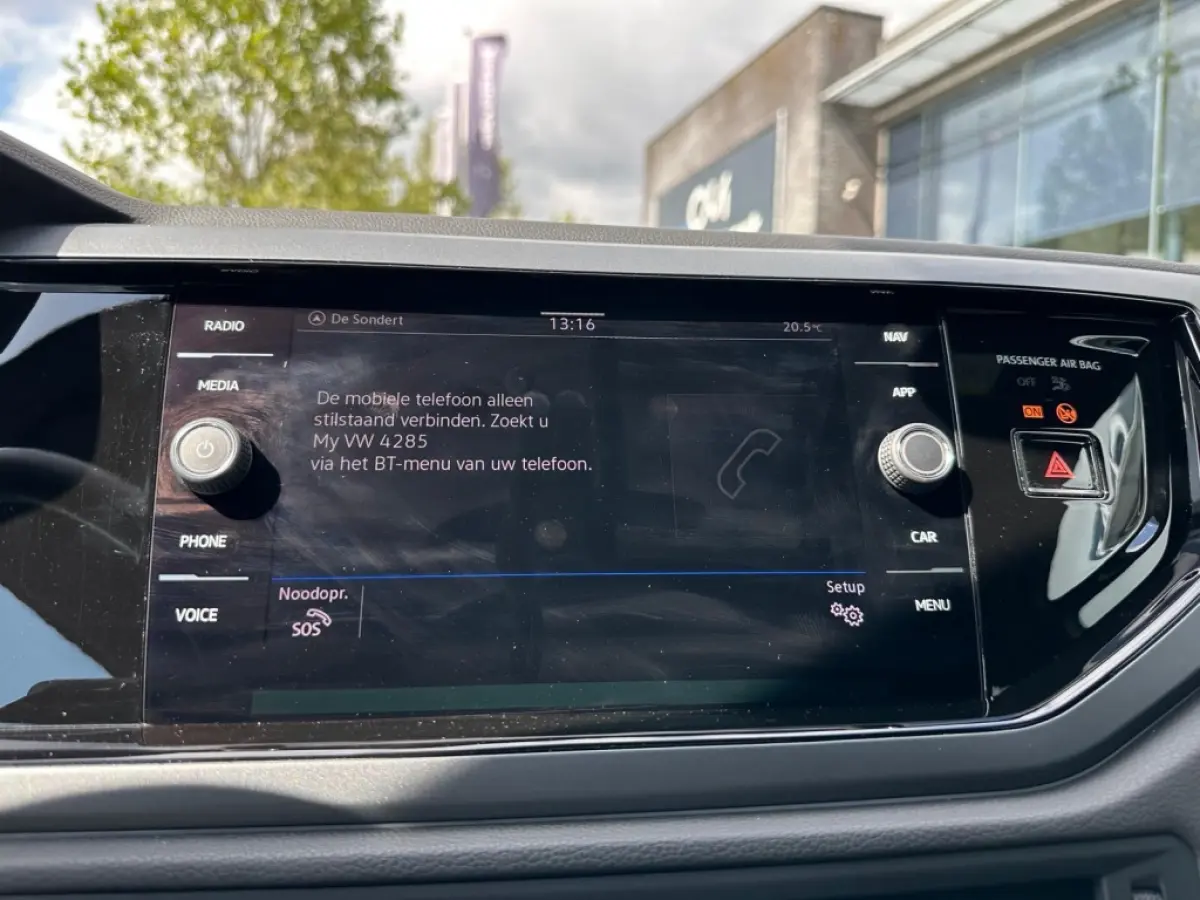 1.5 TSI R-Line I Pano I Ambiente I Camera I Navi I Digital Cockpit I DAB I 18 Inch