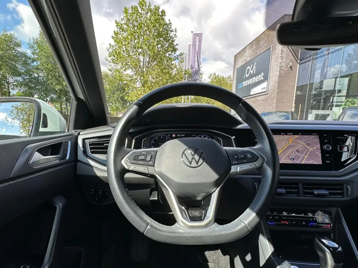 1.5 TSI R-Line I Pano I Ambiente I Camera I Navi I Digital Cockpit I DAB I 18 Inch