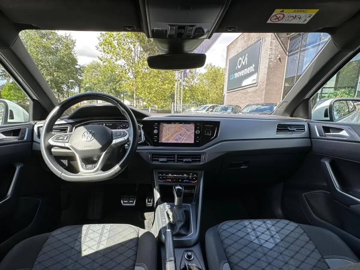1.5 TSI R-Line I Pano I Ambiente I Camera I Navi I Digital Cockpit I DAB I 18 Inch