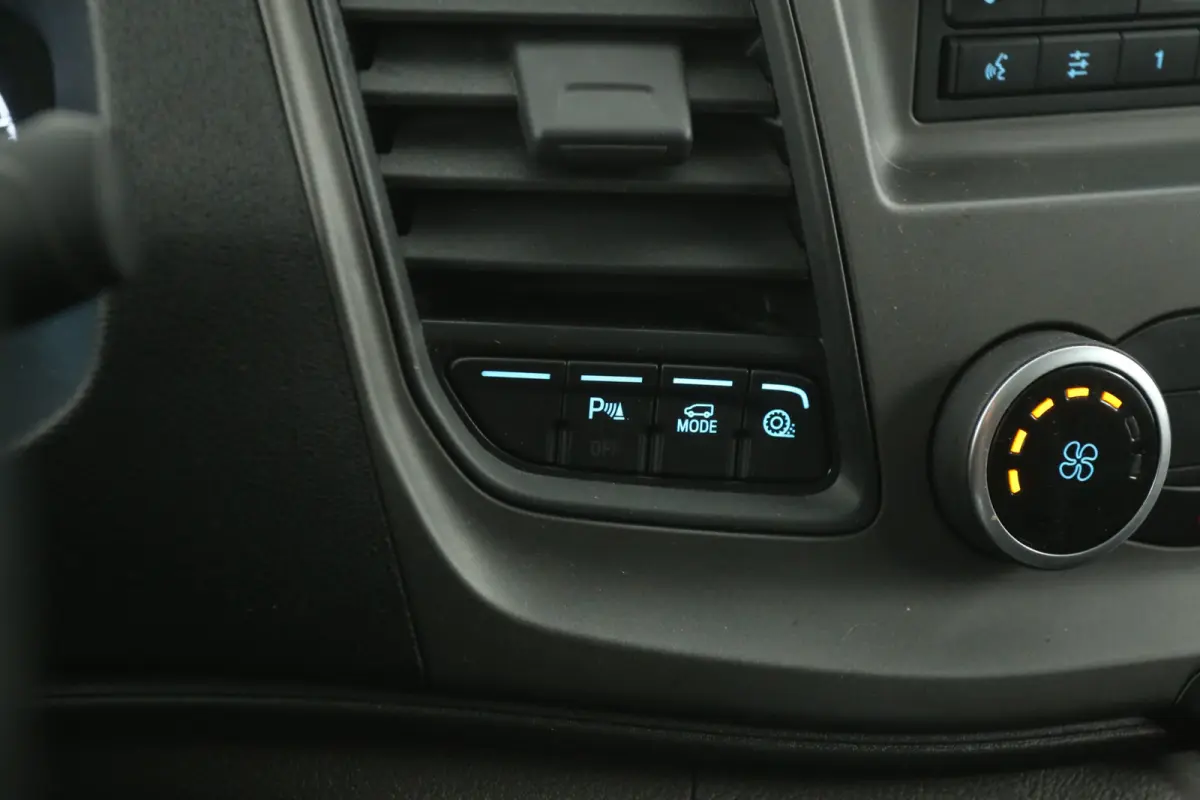 2.0 TDCI L1H1 | Airco | Cruise | 3 Zits | Trekhaak | Parkeersens.