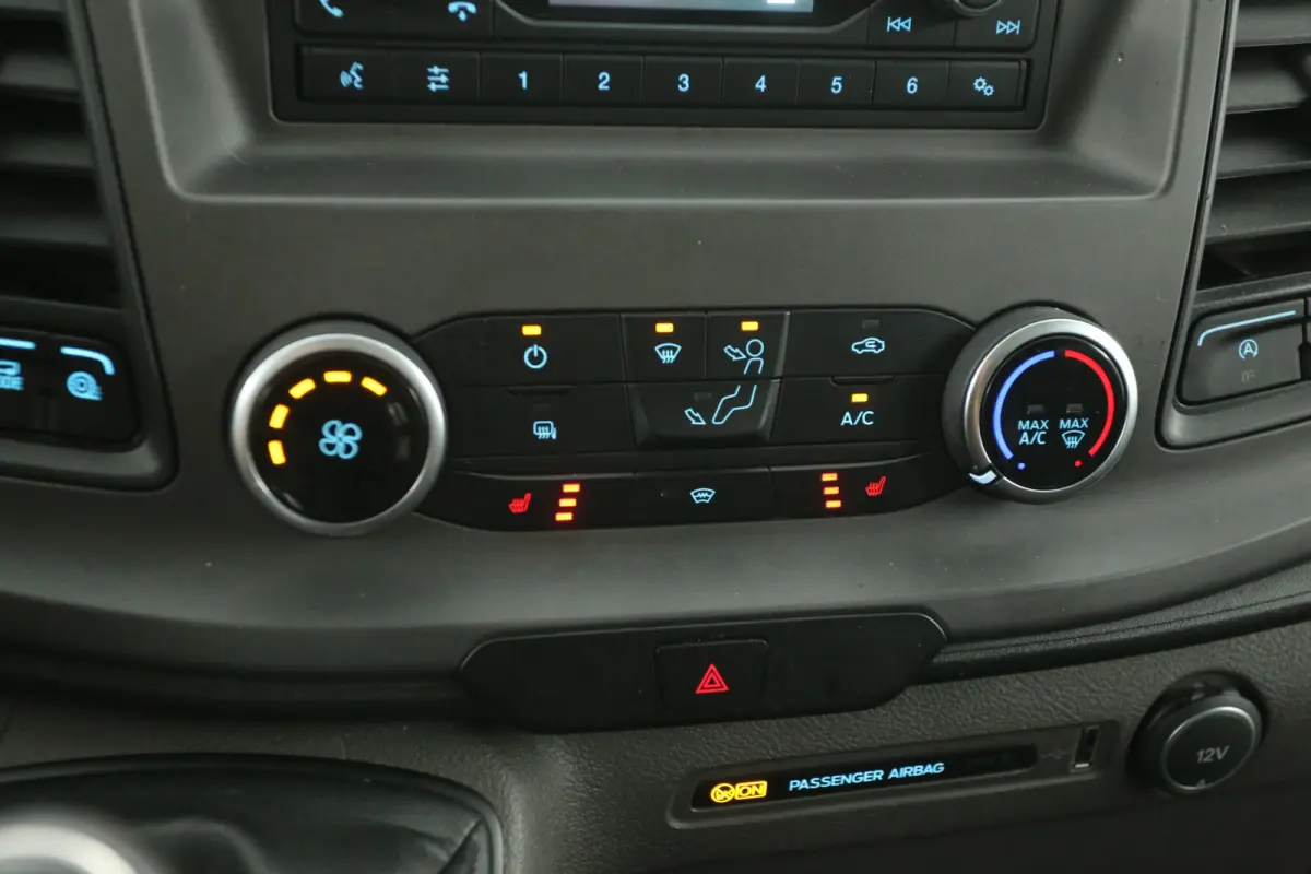 2.0 TDCI L1H1 | Airco | Cruise | 3 Zits | Trekhaak | Parkeersens.