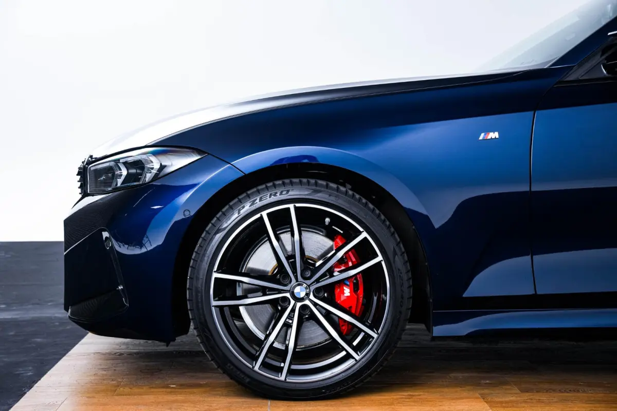 M340i xDrive Panoramadak - Driving Assistant Professional - Interieurvoorverwarming - Getinte/Geluiddempende Ruiten - Comfort Access - Harman Kardon - Parking Assistant Plus -
