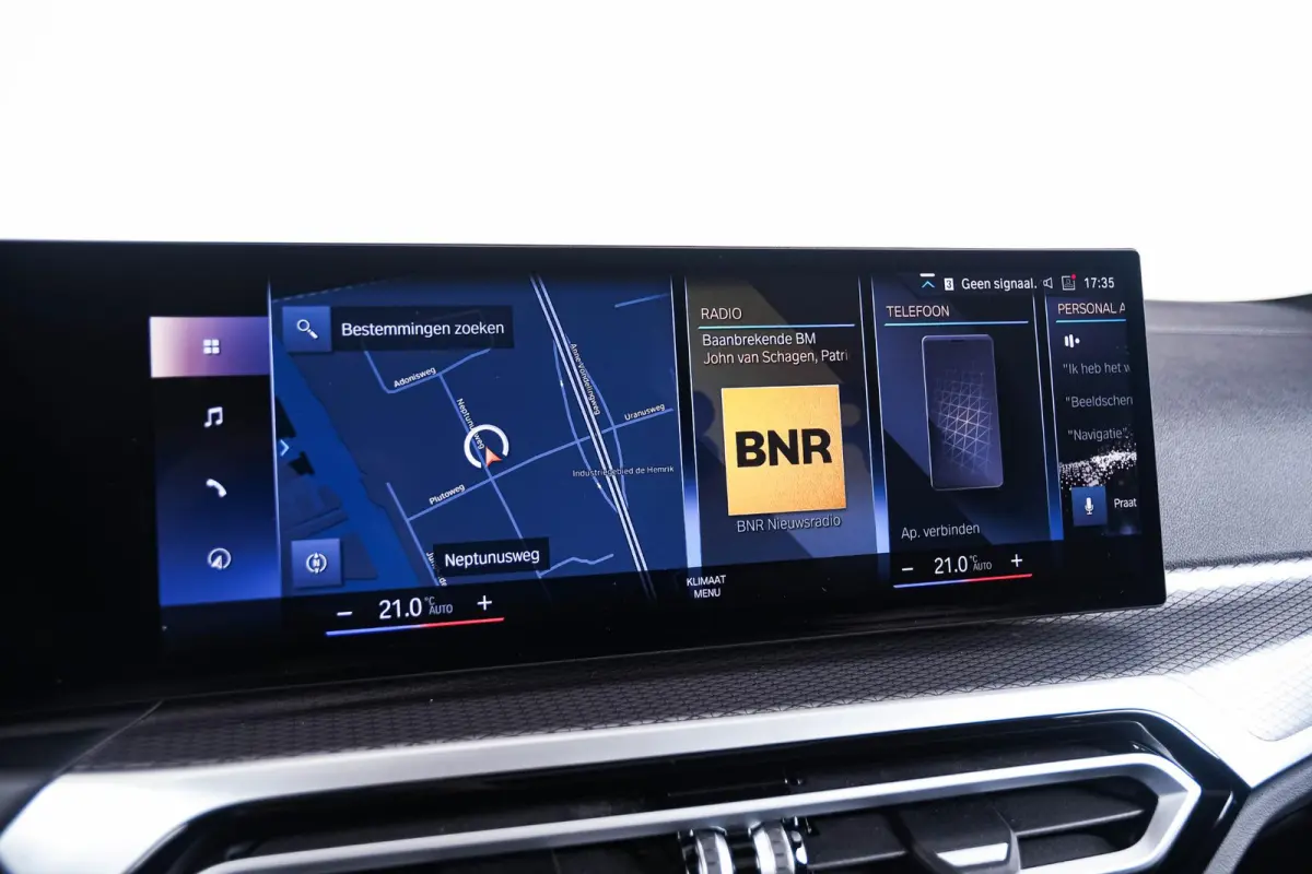 M340i xDrive Panoramadak - Driving Assistant Professional - Interieurvoorverwarming - Getinte/Geluiddempende Ruiten - Comfort Access - Harman Kardon - Parking Assistant Plus -