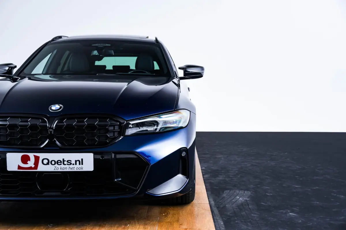 M340i xDrive Panoramadak - Driving Assistant Professional - Interieurvoorverwarming - Getinte/Geluiddempende Ruiten - Comfort Access - Harman Kardon - Parking Assistant Plus -