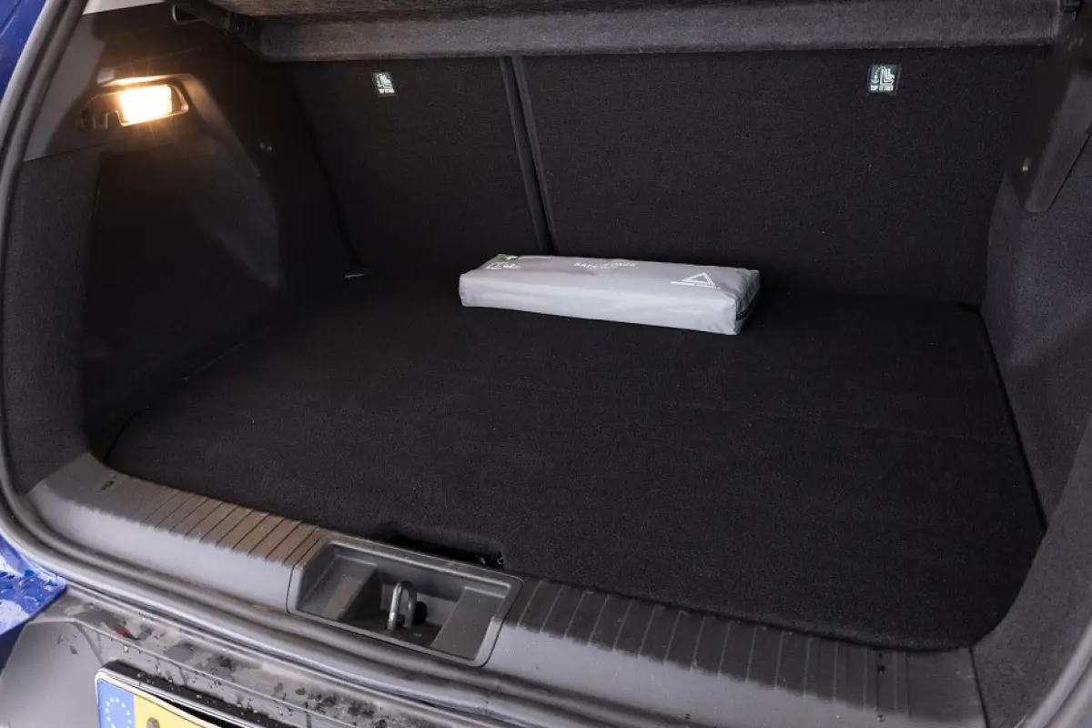 1.6 E-Tech Plug-in Hybrid 160 Intens | Half LEDER | NAVI | ECC | LED