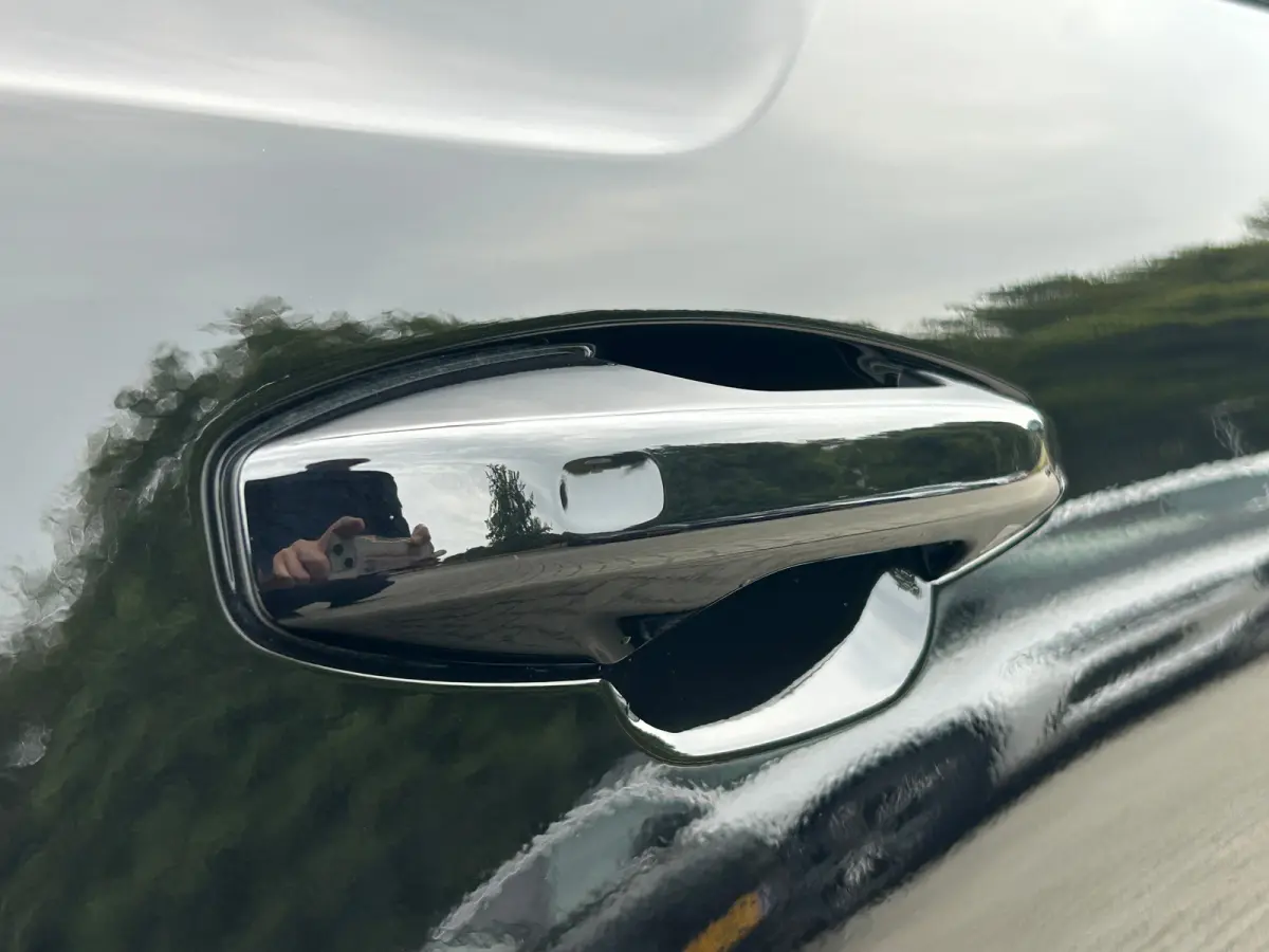 2.0 B4 Plus Dark | Panoramadak | Harman/Kardon | Trekhaak | Camera |