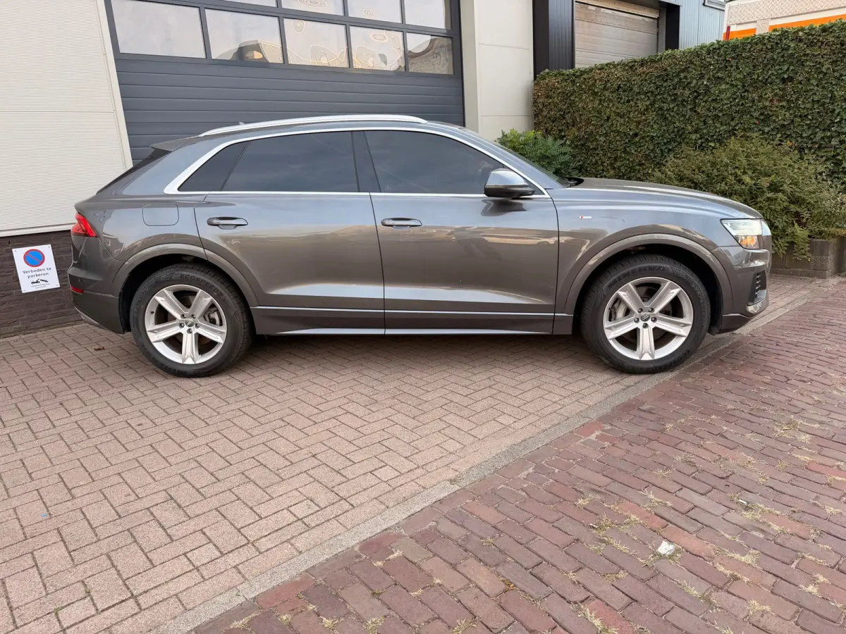 55 TFSI S Line/340 pk/Panoramadak/Navi/Trekhaak/Leder