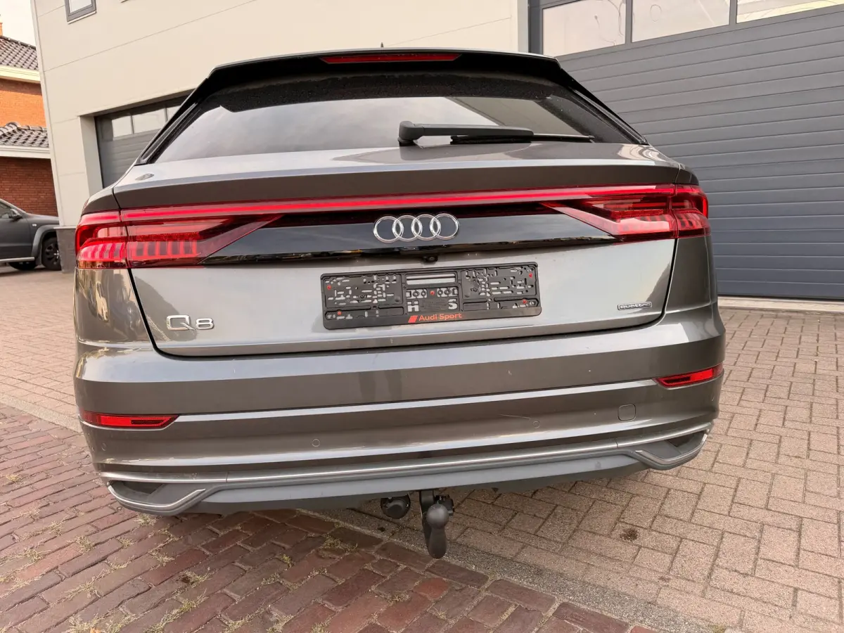55 TFSI S Line/340 pk/Panoramadak/Navi/Trekhaak/Leder