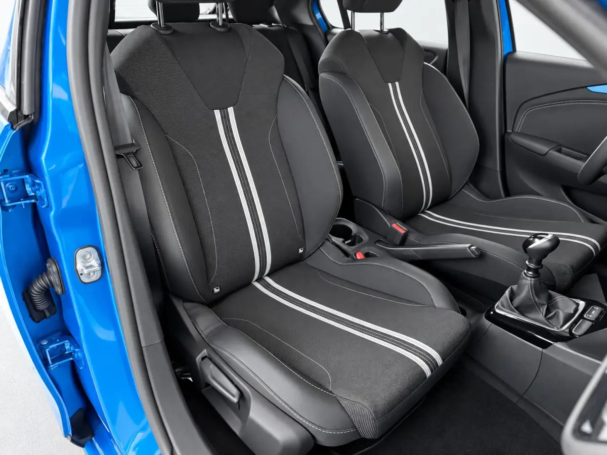 1.2 Turbo 100pk Facelift Navigatie By App Wireless Stoel en Stuurverwarming Parkeersensoren Airco Cruise Control Vertigo Black Roof  LMV Android Auto