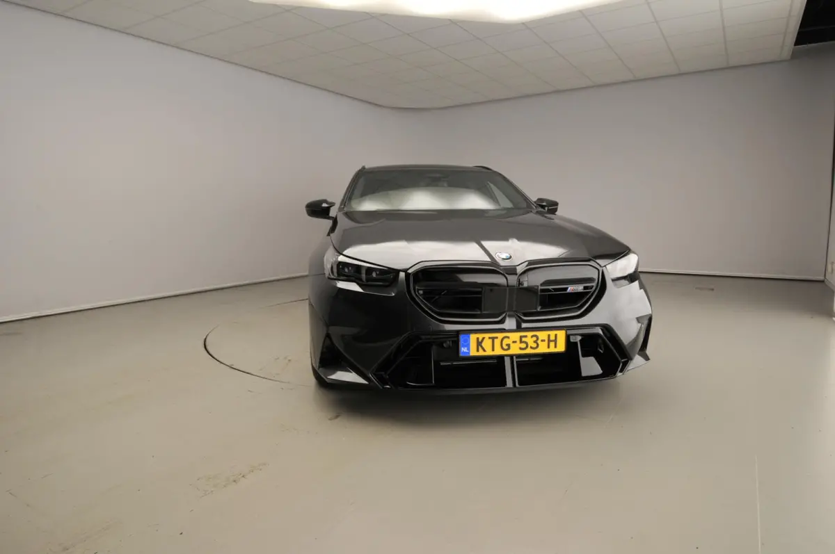 Touring Panoramadak / Trekhaak / Bowers & Wilkins / Driving assist prof / Getint glas / Alu wielen 20/21 inch