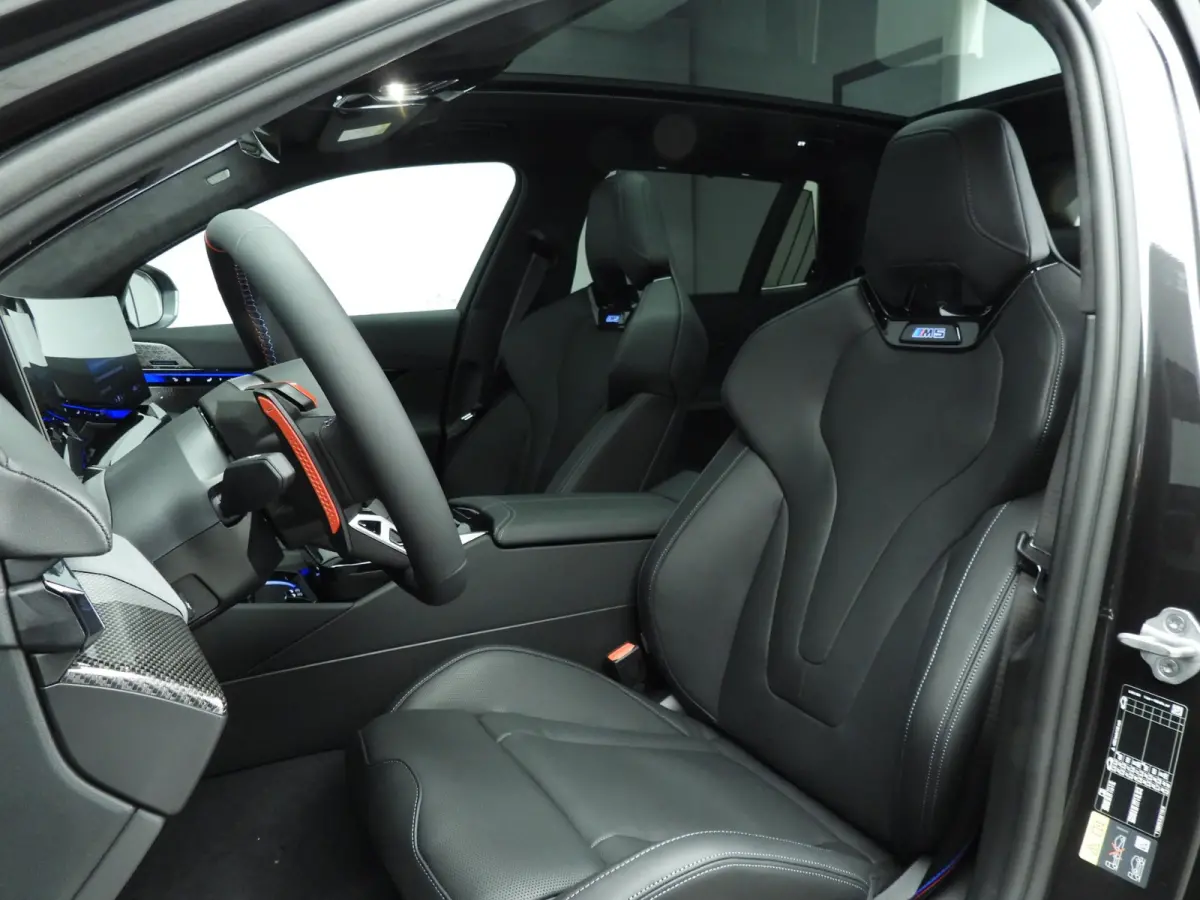 Touring Panoramadak / Trekhaak / Bowers & Wilkins / Driving assist prof / Getint glas / Alu wielen 20/21 inch