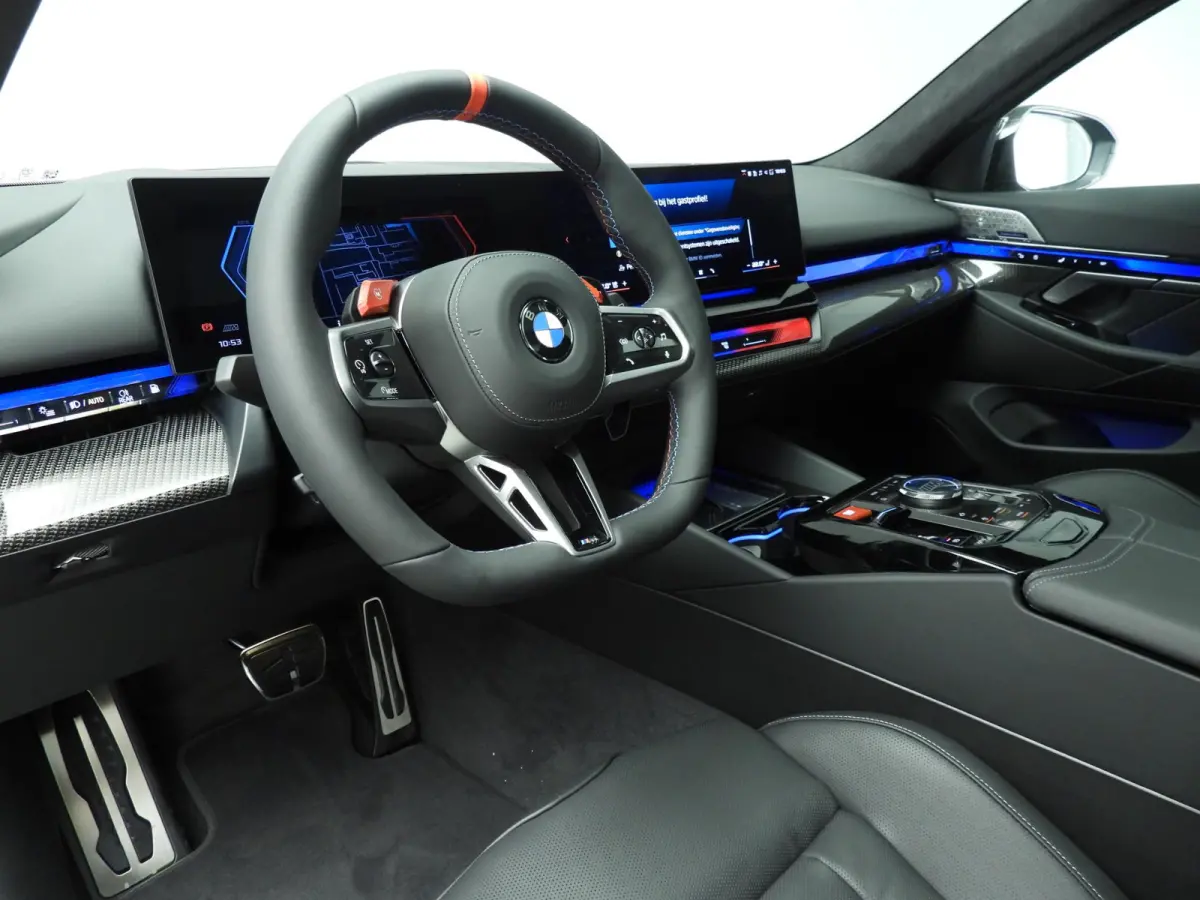 Touring Panoramadak / Trekhaak / Bowers & Wilkins / Driving assist prof / Getint glas / Alu wielen 20/21 inch