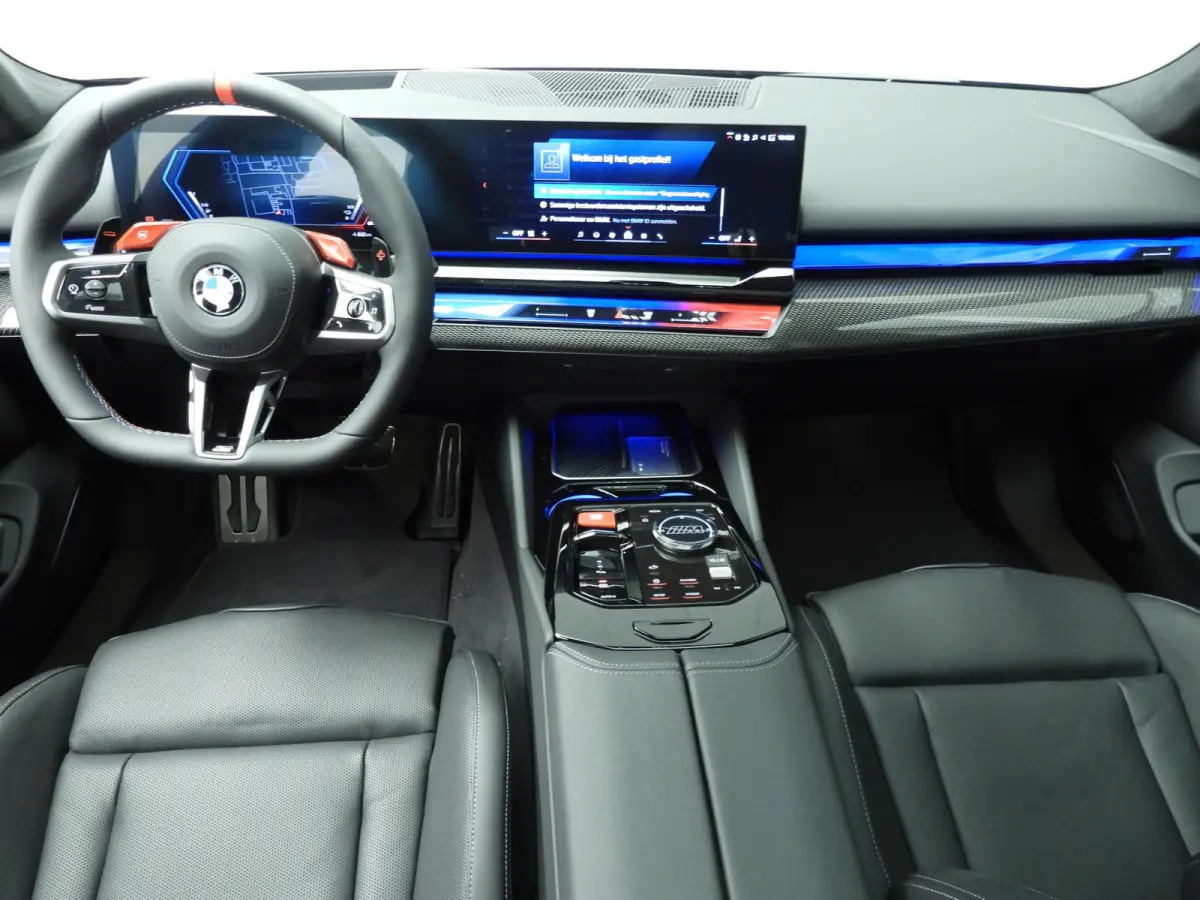 Touring Panoramadak / Trekhaak / Bowers & Wilkins / Driving assist prof / Getint glas / Alu wielen 20/21 inch
