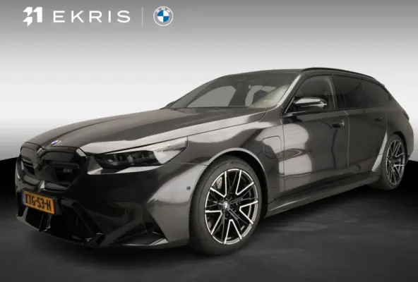 M5 Panoramadak / Trekhaak / Bowers & Wilkins / Driving assist prof / Getint glas / Alu wielen 20/21 inch