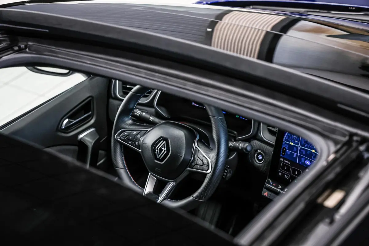 1.6 E-Tech full hybrid 145 esprit Alpine PANO CAMERA CARPLAY NAVI ADAPTIEF CRUISE.