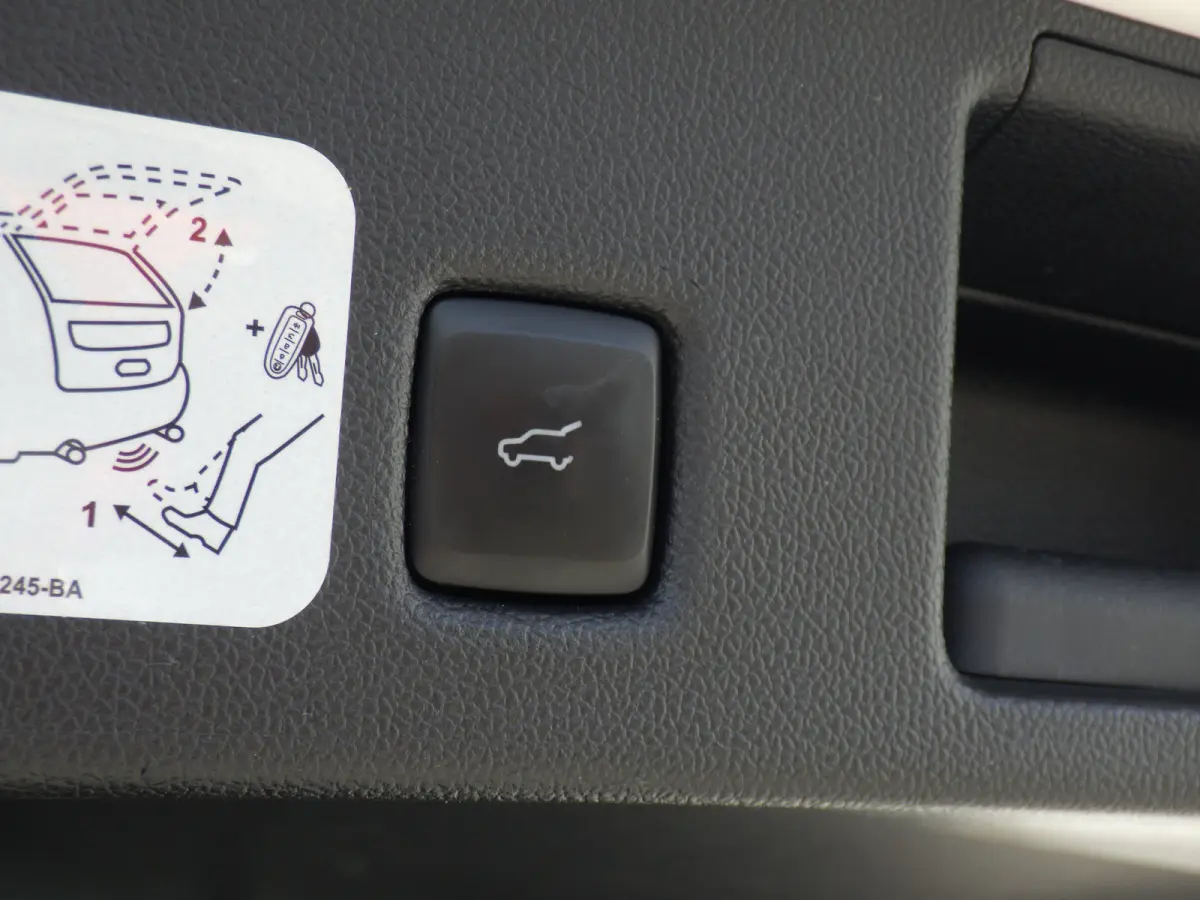 2.5 PHEV AUT Vignale, Plug-In Hybride, Panodak, Camera, Trekhk, Leder!