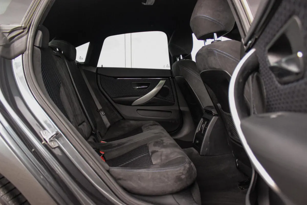 420i High Executive M Sport | Innovation pakket | Head-up display | LED adaptief | HiFi audio | Keyless entry | Shadow Line | Grootlichtassistent | Stoelverwarming