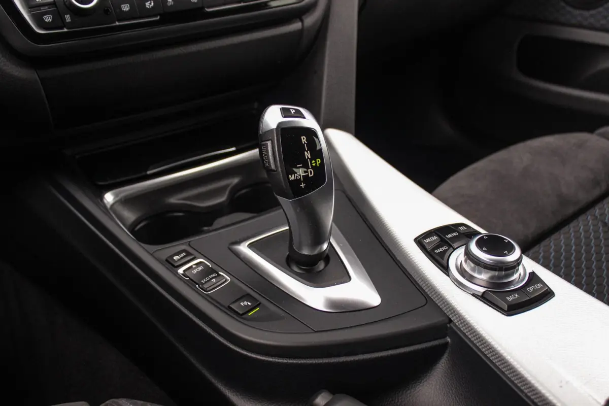 420i High Executive M Sport | Innovation pakket | Head-up display | LED adaptief | HiFi audio | Keyless entry | Shadow Line | Grootlichtassistent | Stoelverwarming