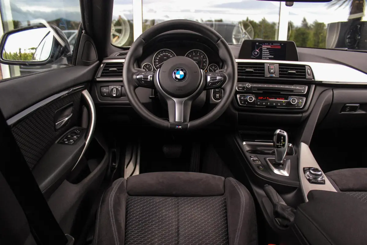 420i High Executive M Sport | Innovation pakket | Head-up display | LED adaptief | HiFi audio | Keyless entry | Shadow Line | Grootlichtassistent | Stoelverwarming
