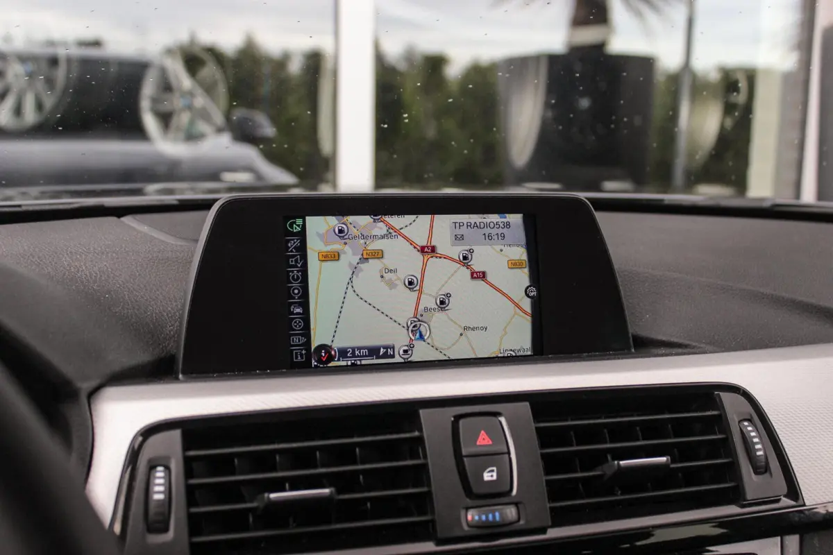420i High Executive M Sport | Innovation pakket | Head-up display | LED adaptief | HiFi audio | Keyless entry | Shadow Line | Grootlichtassistent | Stoelverwarming